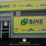 A modernização do logotipo do SINE, Sistema Nacional de Empregos, teve seu início em 2015 pela Carcará e aos poucos as Agências dos Trabalhadores começam a receber a nova aplicação criada para promover o novo momento do SINE no Brasil.
